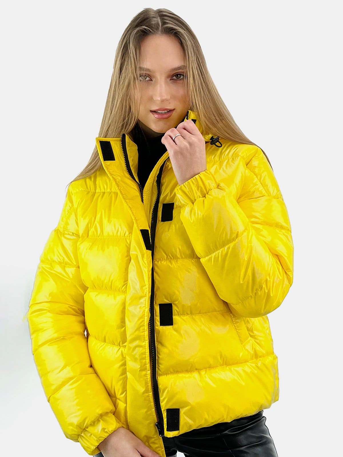 Цукеркова пухова куртка