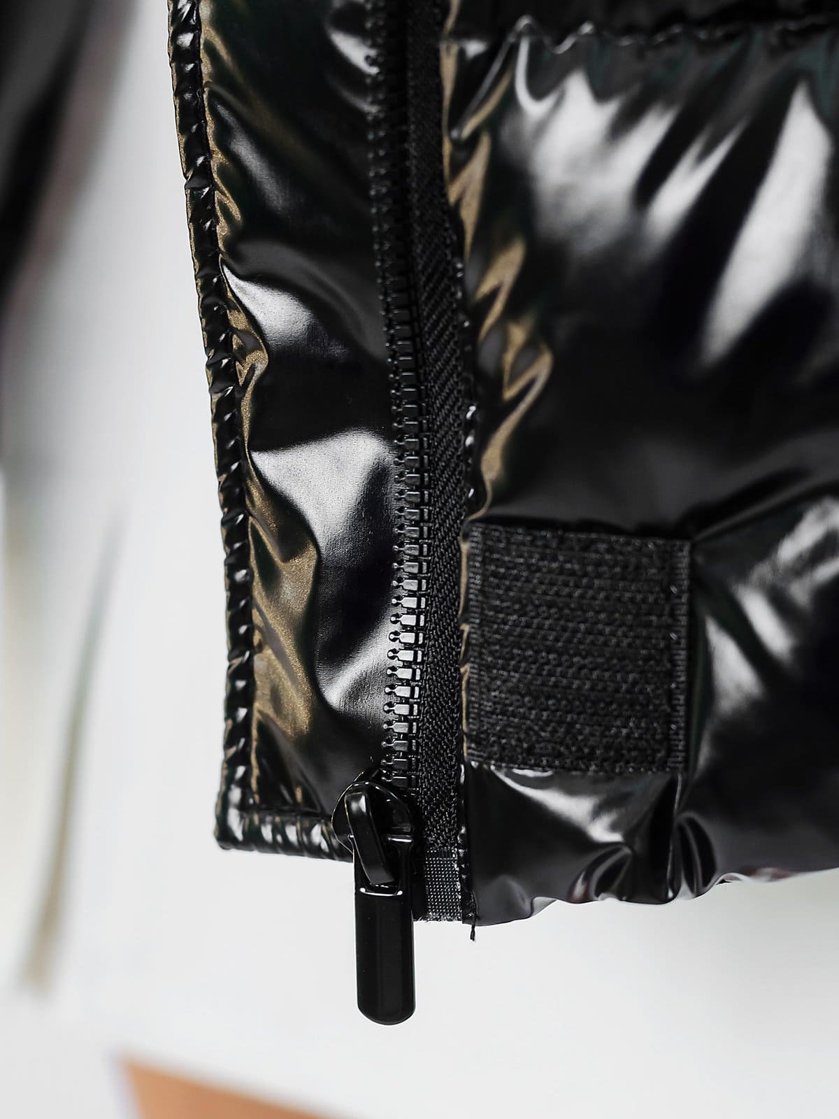 Цукеркова пухова куртка