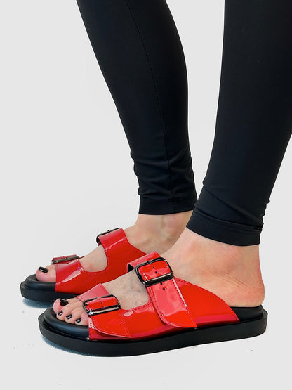 Лакові біркенштоки з м'якою устілкою