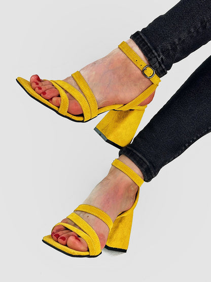 Літні страйп-босоніжки зі 100% замші