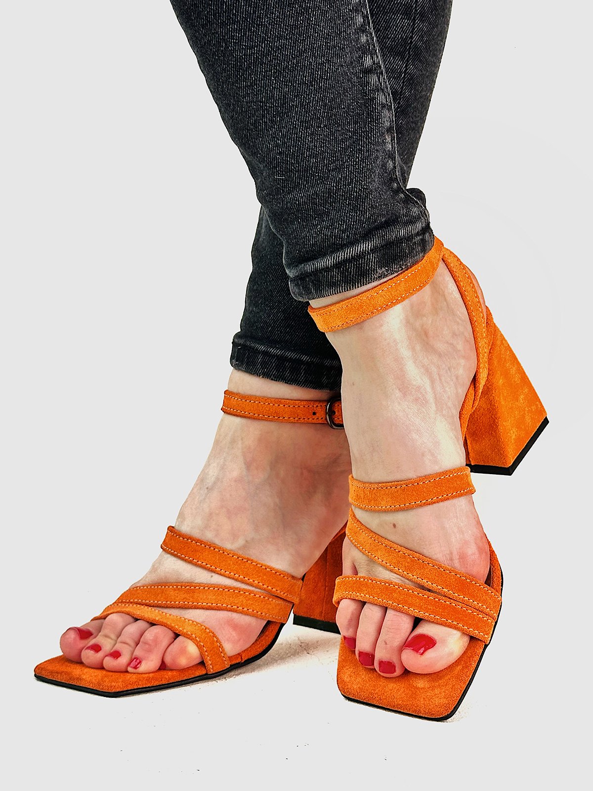 Літні страйп-босоніжки зі 100% замші