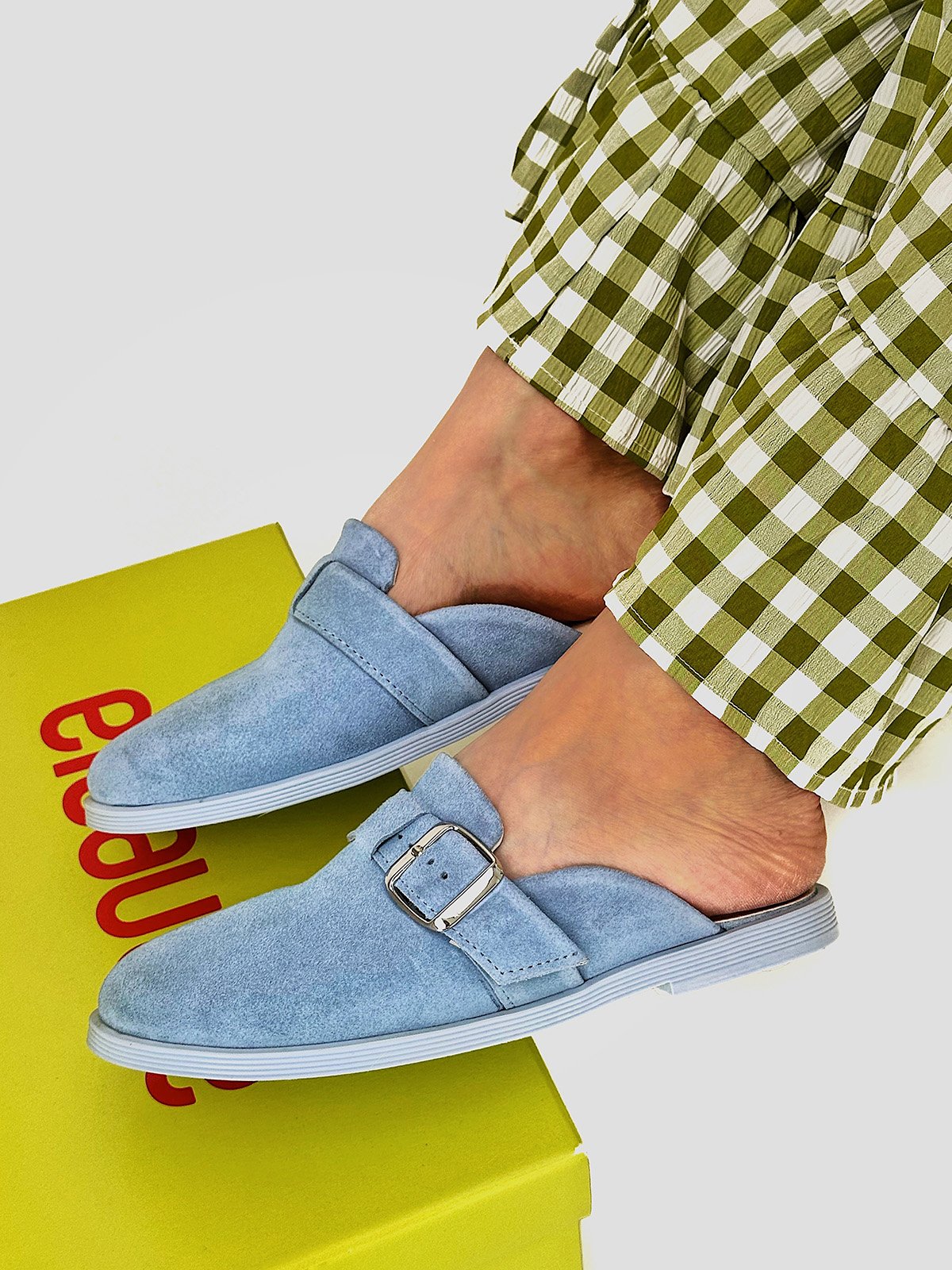 Анатомічні цукеркові мюлі зі 100% замші