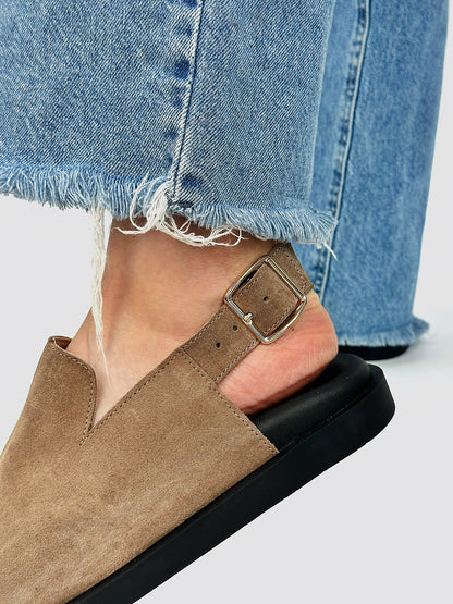 Модні «англійські» клоги