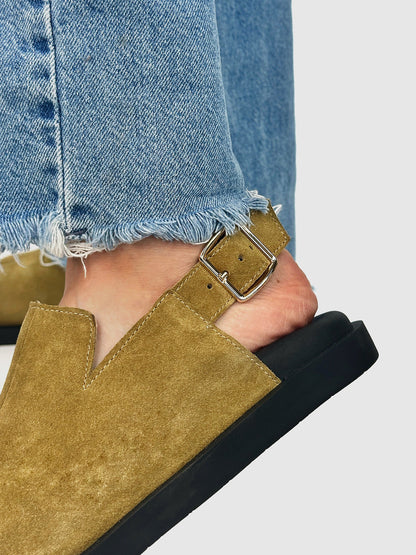 Модні «англійські» клоги