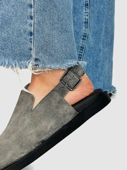 Модні «англійські» клоги