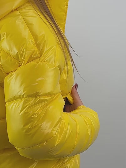 Цукеркова пухова куртка