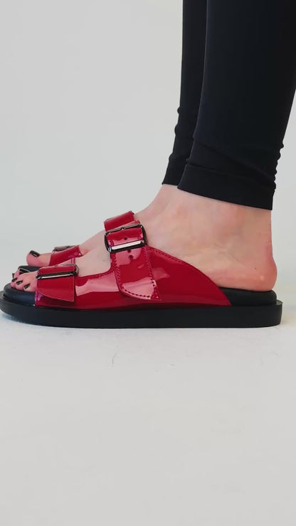 Лакові біркенштоки з м'якою устілкою